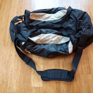 Eddie Bauer Duffle bag